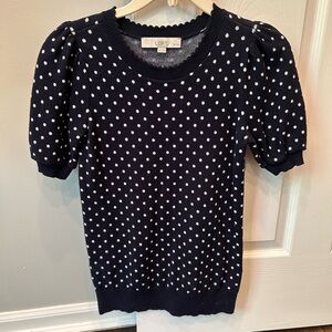 Like new! LOFT Navy and White Polka Dot Short Sleeve Top.